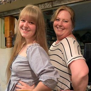 Meet your Posher, Suzanne